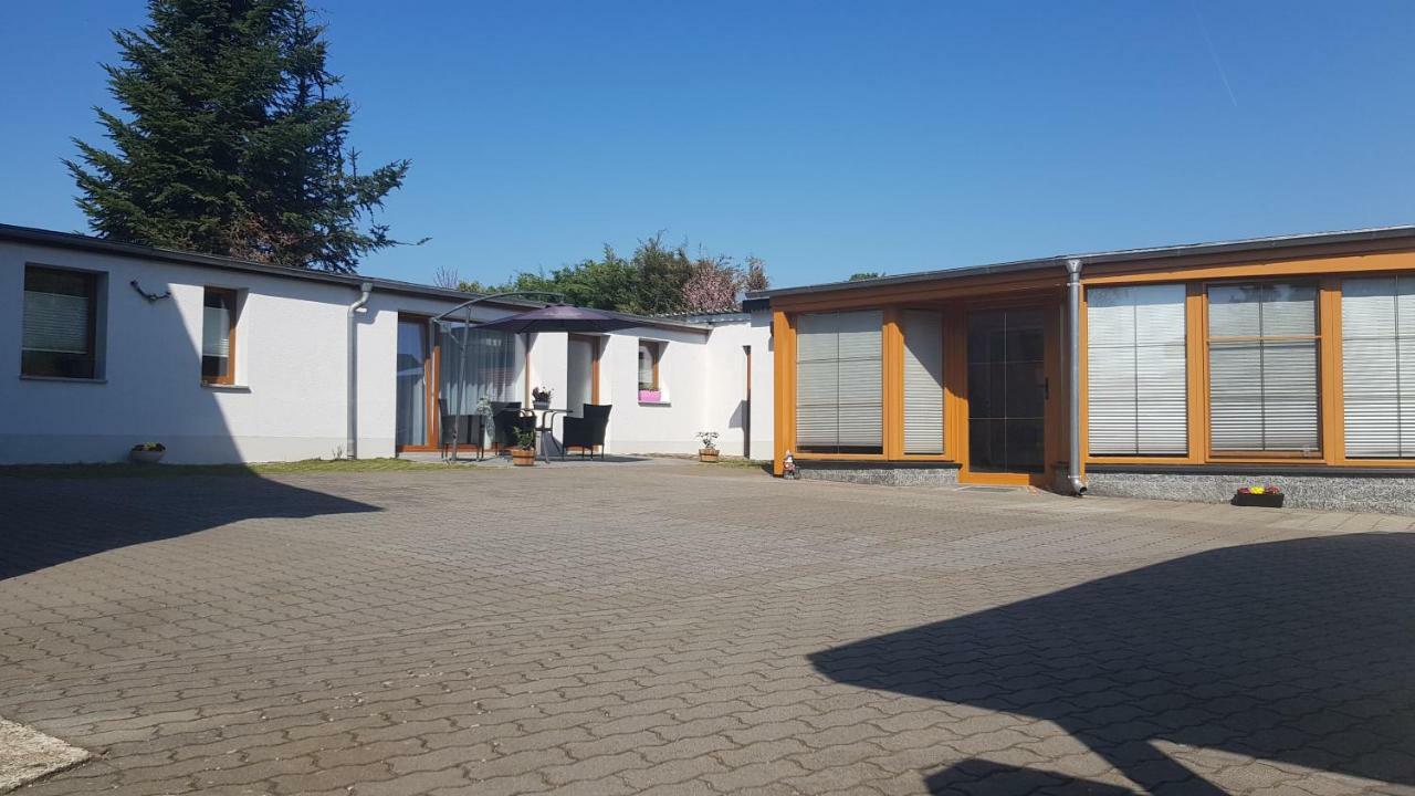 Zimmervermietung Kolkwitz - Pension Geisler エクステリア 写真